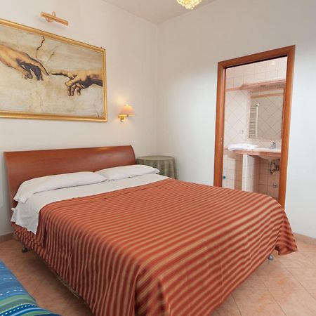 B&B Babri Simim Taj Rome Luaran gambar